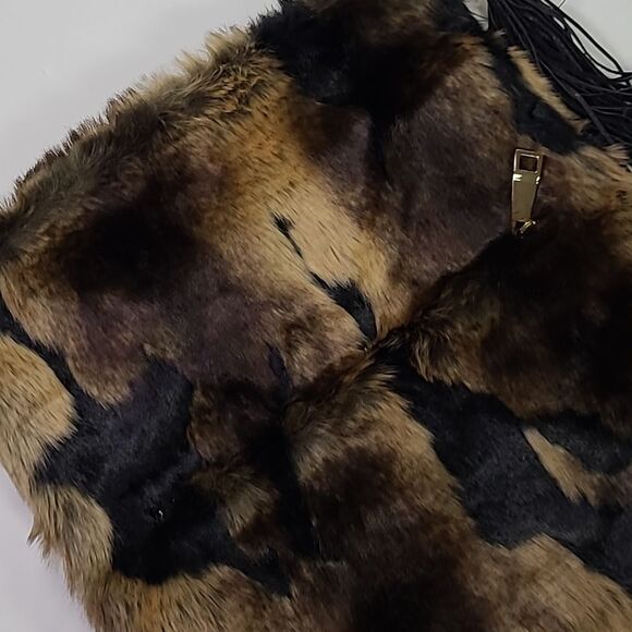 Hello 3 am Bengal faux fur convertible crossover - Picture 9 of 9